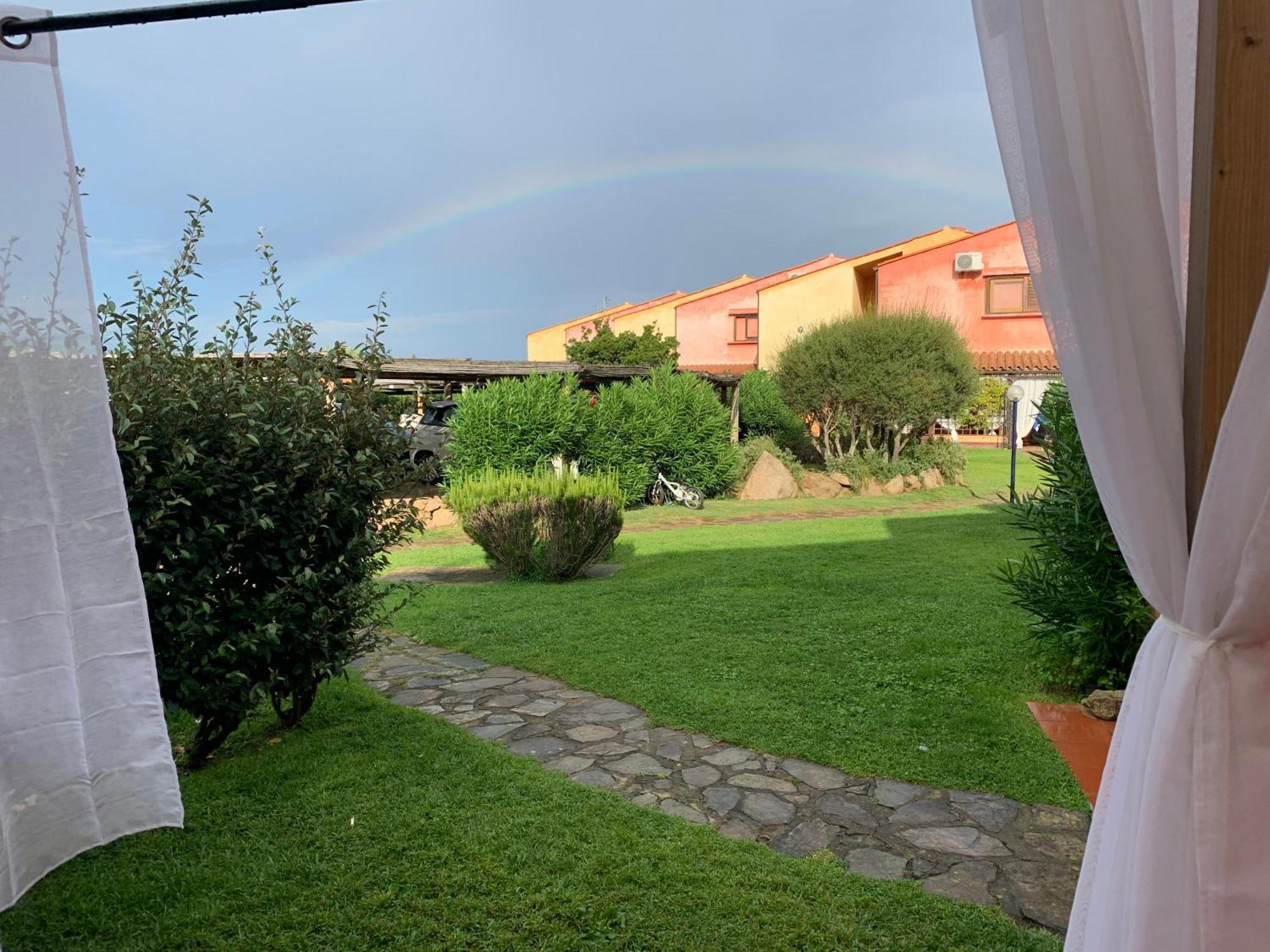 Casa Smeralda: Con Giardino E Vicino Al Mare Punta Molara Dış mekan fotoğraf